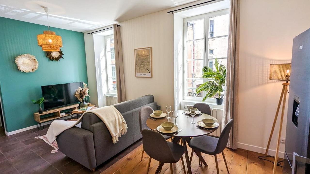 Cosy Calypso 2Ch - Quartier Des Halles & Parking 波城 外观 照片
