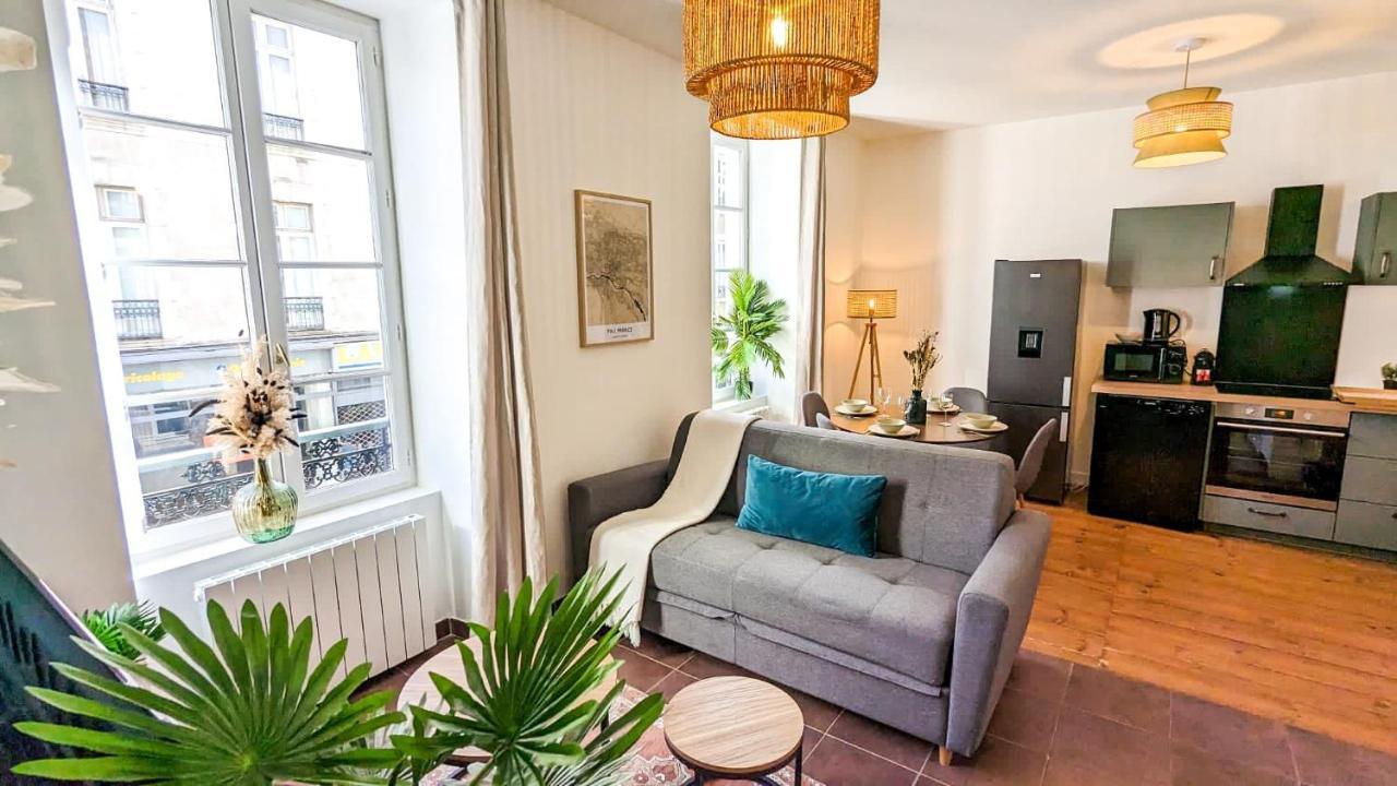 Cosy Calypso 2Ch - Quartier Des Halles & Parking 波城 外观 照片