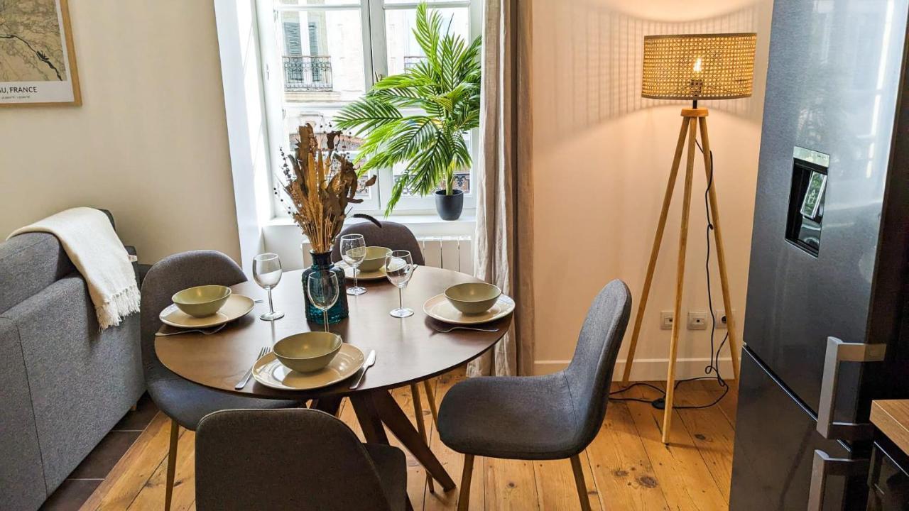 Cosy Calypso 2Ch - Quartier Des Halles & Parking 波城 外观 照片