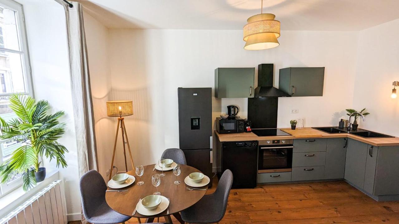 Cosy Calypso 2Ch - Quartier Des Halles & Parking 波城 外观 照片